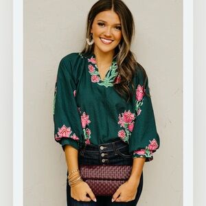 Mod Boutique Missy Floral Woven Large NWT